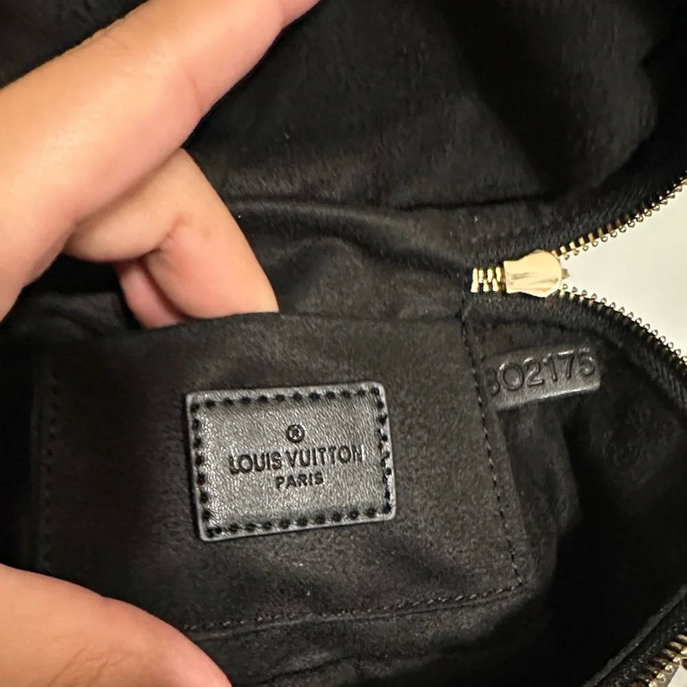 Black Multicolor Flowers Cosmetic Bag - Picture 12 of 16